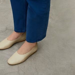 New Everlane Day Glove Italian Leather Ballet Flat Shoes in Cream Size 8.5